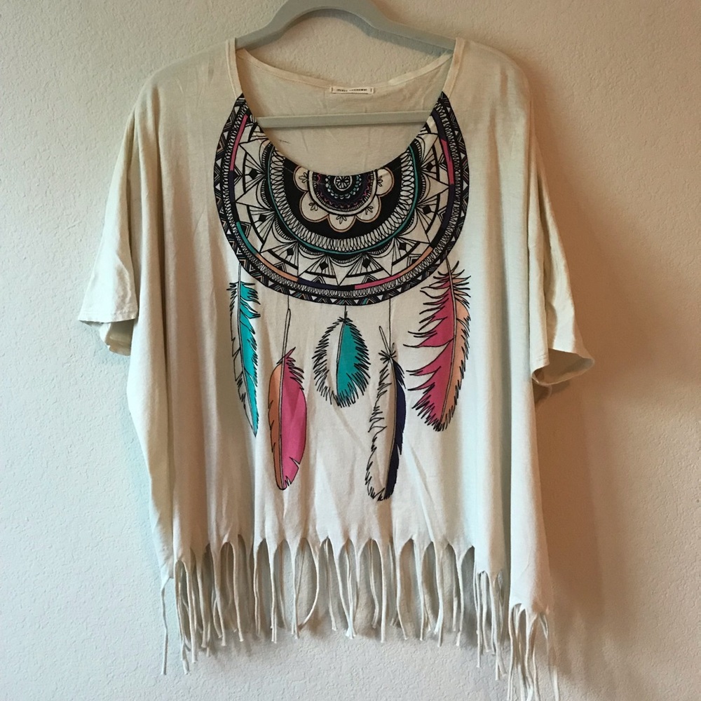 Loose-fitting tribal fringe shirt